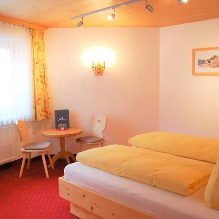 Haus Moostal 장크트안톤암아를베르크