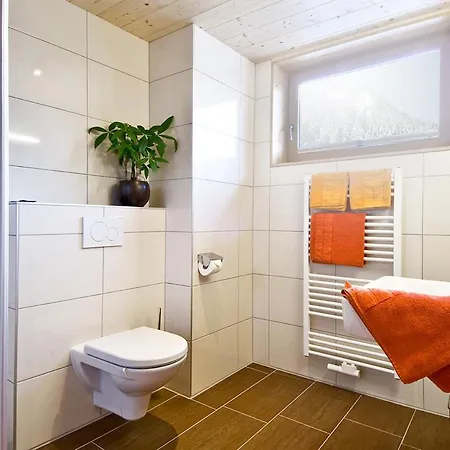 Haus Moostal 장크트안톤암아를베르크